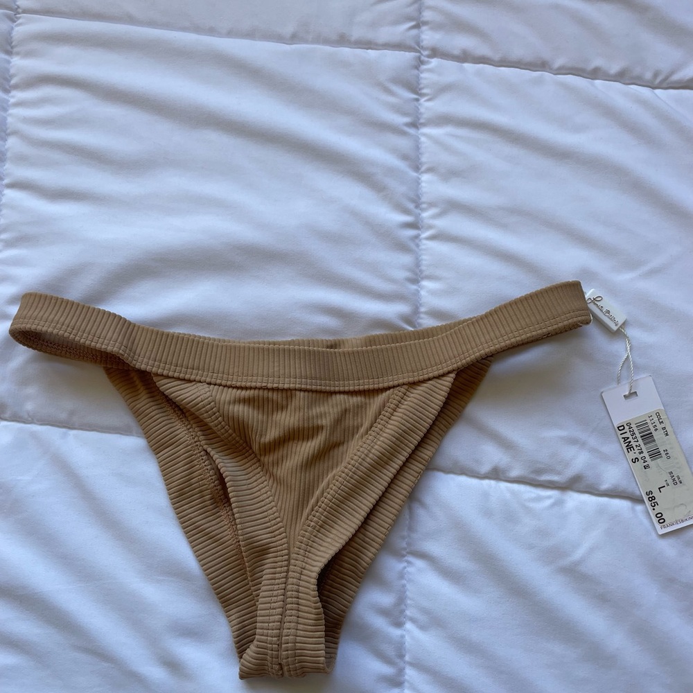 Frankie’s Bikinis Cole bottoms